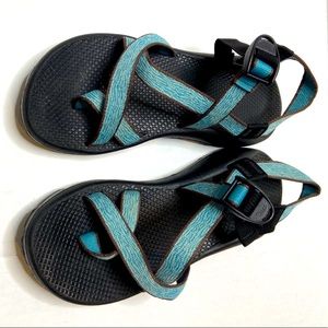 CHACO Blue Zebra Print Sandals 10